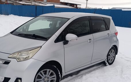 Toyota Ractis II, 2010 год, 900 000 рублей, 3 фотография