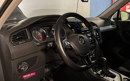 Volkswagen Tiguan II, 2020 год, 2 475 000 рублей, 4 фотография