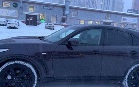 Infiniti QX70, 2014 год, 2 400 000 рублей, 13 фотография