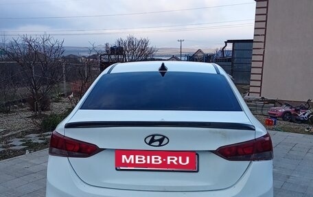 Hyundai Solaris II рестайлинг, 2018 год, 1 200 000 рублей, 2 фотография