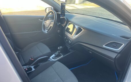 Hyundai Solaris II рестайлинг, 2018 год, 1 280 000 рублей, 7 фотография