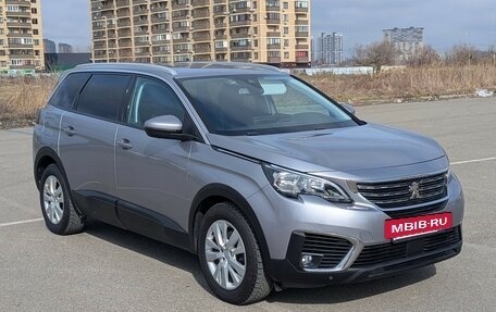 Peugeot 5008 II, 2019 год, 1 690 000 рублей, 2 фотография