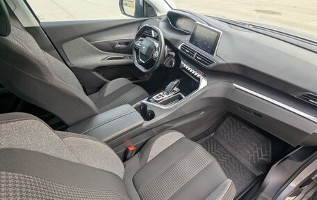 Peugeot 5008 II, 2019 год, 1 690 000 рублей, 17 фотография