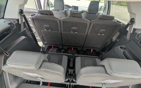 Peugeot 5008 II, 2019 год, 1 690 000 рублей, 30 фотография