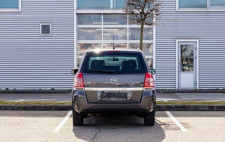 Opel Zafira B, 2010 год, 785 000 рублей, 5 фотография