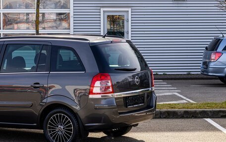 Opel Zafira B, 2010 год, 785 000 рублей, 10 фотография