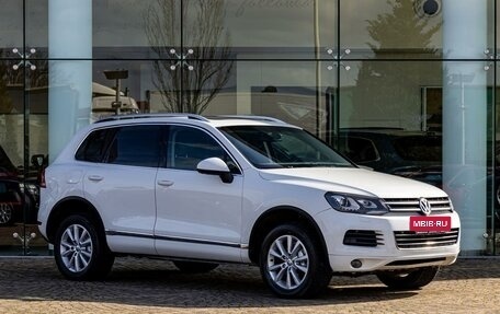 Volkswagen Touareg III, 2012 год, 1 995 000 рублей, 3 фотография