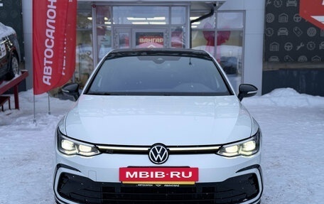 Volkswagen Golf VIII, 2021 год, 2 350 000 рублей, 2 фотография