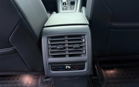 Volkswagen Golf VIII, 2021 год, 2 350 000 рублей, 31 фотография