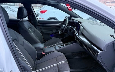 Volkswagen Golf VIII, 2021 год, 2 350 000 рублей, 34 фотография