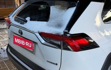 Toyota RAV4, 2019 год, 3 300 000 рублей, 1 фотография