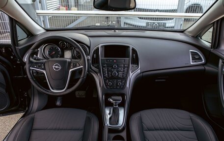 Opel Astra J, 2013 год, 955 000 рублей, 16 фотография