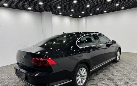 Volkswagen Passat B8 рестайлинг, 2022 год, 1 650 000 рублей, 4 фотография