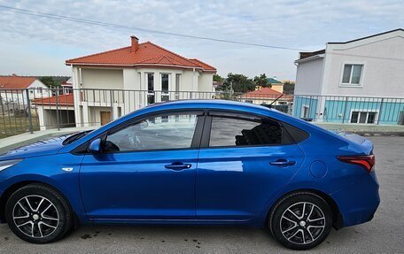 Hyundai Solaris II рестайлинг, 2018 год, 1 380 000 рублей, 5 фотография