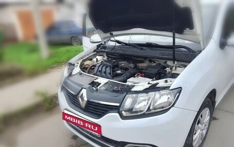 Renault Logan II, 2016 год, 950 000 рублей, 5 фотография