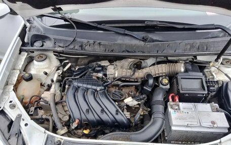 Renault Logan II, 2016 год, 950 000 рублей, 7 фотография