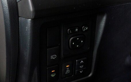 Toyota Land Cruiser Prado 150 рестайлинг 2, 2012 год, 2 400 000 рублей, 14 фотография