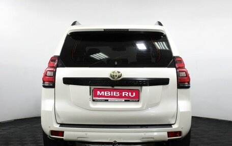 Toyota Land Cruiser Prado 150 рестайлинг 2, 2012 год, 2 400 000 рублей, 5 фотография