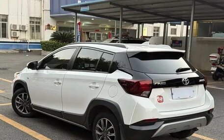 Toyota Yaris XP150 рестайлинг, 2022 год, 1 370 001 рублей, 6 фотография