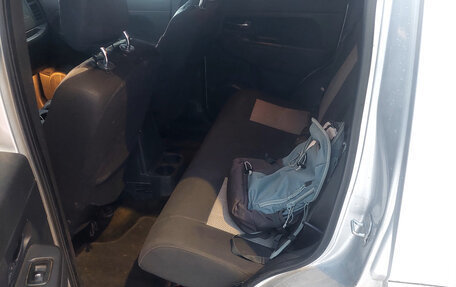 Jeep Liberty (North America) II, 2010 год, 850 000 рублей, 10 фотография