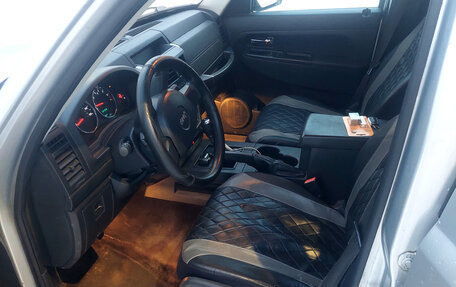 Jeep Liberty (North America) II, 2010 год, 850 000 рублей, 9 фотография