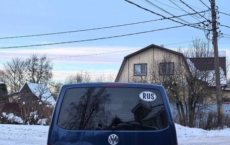 Volkswagen Multivan T5, 2003 год, 835 000 рублей, 6 фотография