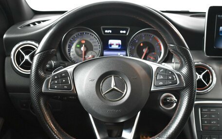 Mercedes-Benz GLA, 2015 год, 2 142 900 рублей, 12 фотография