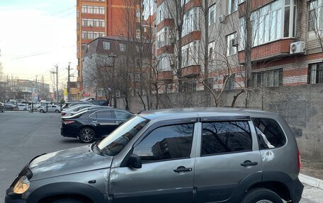 Chevrolet Niva I рестайлинг, 2005 год, 300 000 рублей, 4 фотография