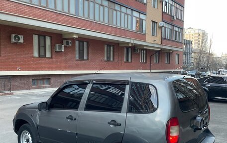 Chevrolet Niva I рестайлинг, 2005 год, 300 000 рублей, 5 фотография