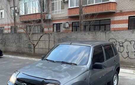 Chevrolet Niva I рестайлинг, 2005 год, 300 000 рублей, 3 фотография