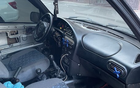 Chevrolet Niva I рестайлинг, 2005 год, 300 000 рублей, 20 фотография