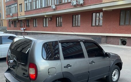 Chevrolet Niva I рестайлинг, 2005 год, 300 000 рублей, 9 фотография