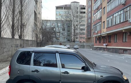 Chevrolet Niva I рестайлинг, 2005 год, 300 000 рублей, 10 фотография