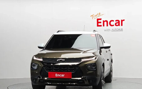 Chevrolet TrailBlazer, 2022 год, 1 320 000 рублей, 2 фотография