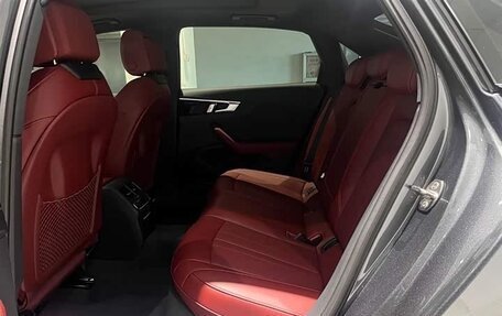 Audi A4, 2025 год, 4 950 000 рублей, 8 фотография