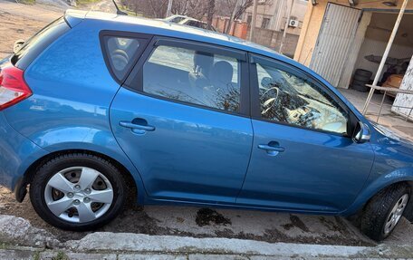 KIA cee'd I рестайлинг, 2010 год, 820 000 рублей, 3 фотография