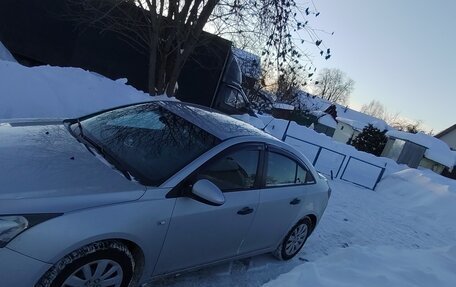 Chevrolet Cruze II, 2011 год, 850 000 рублей, 2 фотография