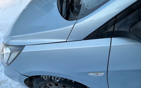 Hyundai Solaris II рестайлинг, 2012 год, 700 000 рублей, 14 фотография