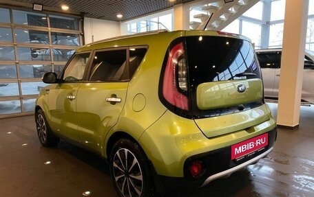 KIA Soul II рестайлинг, 2017 год, 1 492 000 рублей, 5 фотография