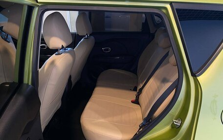 KIA Soul II рестайлинг, 2017 год, 1 492 000 рублей, 24 фотография