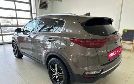 KIA Sportage IV рестайлинг, 2018 год, 2 149 900 рублей, 4 фотография