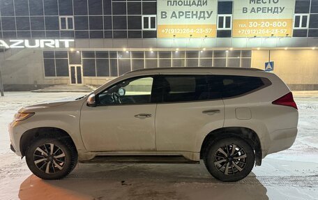 Mitsubishi Pajero Sport III рестайлинг, 2016 год, 3 130 000 рублей, 9 фотография