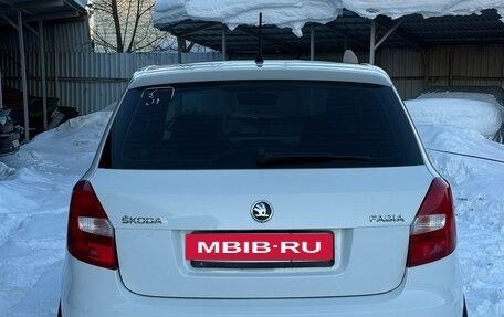 Skoda Fabia II, 2013 год, 650 000 рублей, 5 фотография