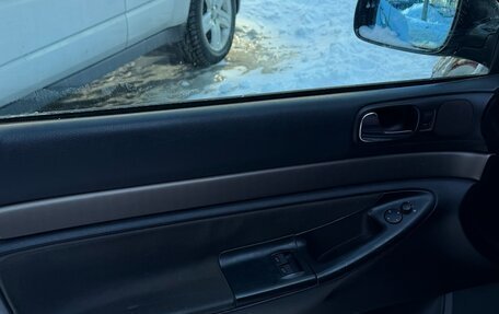 Audi A4, 1998 год, 390 000 рублей, 13 фотография