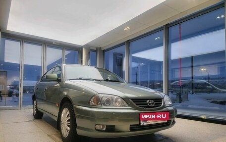 Toyota Avensis III рестайлинг, 2001 год, 410 000 рублей, 3 фотография