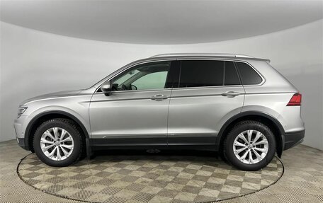 Volkswagen Tiguan II, 2017 год, 2 599 000 рублей, 2 фотография