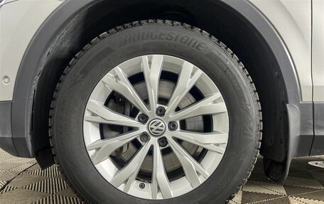 Volkswagen Tiguan II, 2017 год, 2 599 000 рублей, 11 фотография