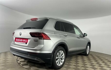 Volkswagen Tiguan II, 2017 год, 2 599 000 рублей, 5 фотография