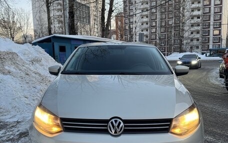 Volkswagen Polo VI (EU Market), 2013 год, 970 000 рублей, 1 фотография