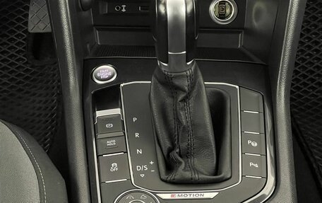 Volkswagen Tiguan II, 2017 год, 2 599 000 рублей, 19 фотография